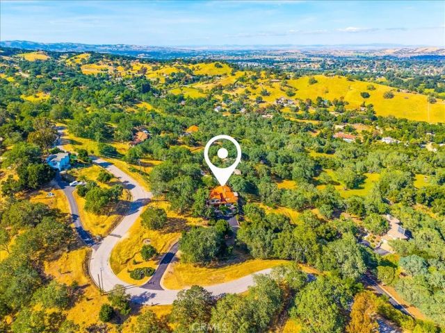 10662 Santa Ana Road, Atascadero, CA 93422