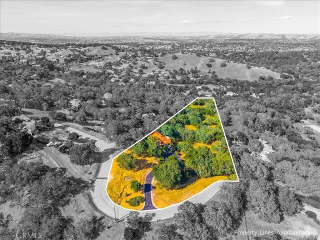10662 Santa Ana Road, Atascadero, CA 93422