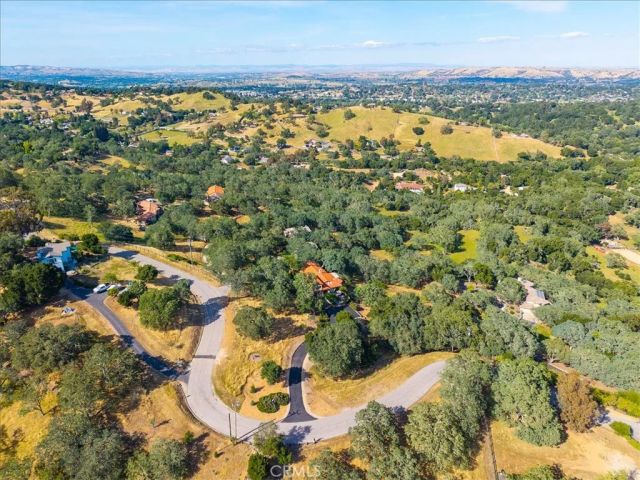 10662 Santa Ana Road, Atascadero, CA 93422