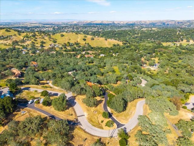 10662 Santa Ana Road, Atascadero, CA 93422