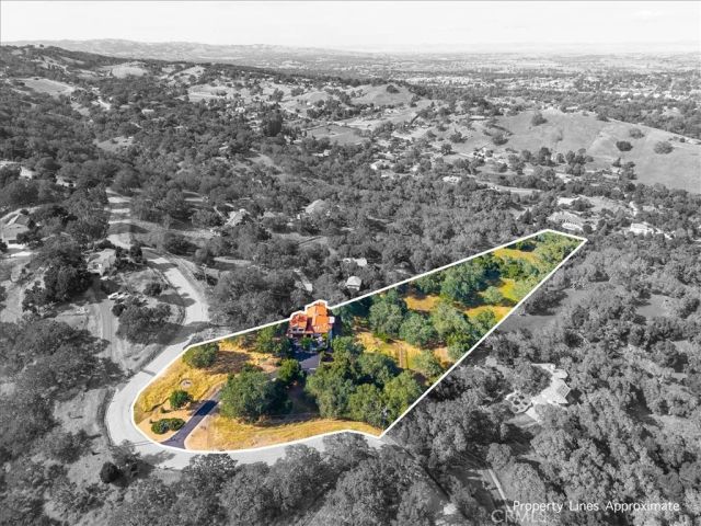10662 Santa Ana Road, Atascadero, CA 93422