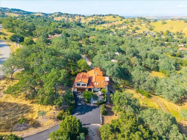 10662 Santa Ana Road, Atascadero, CA 93422