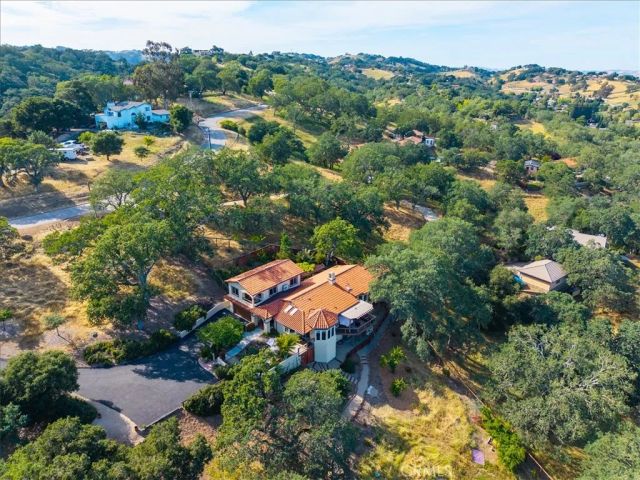 10662 Santa Ana Road, Atascadero, CA 93422