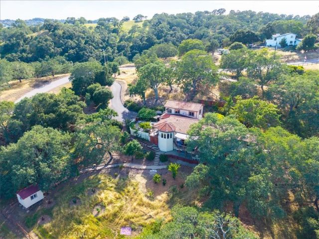 10662 Santa Ana Road, Atascadero, CA 93422