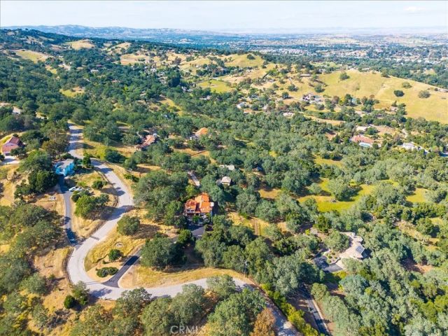 10662 Santa Ana Road, Atascadero, CA 93422