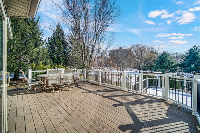 588 Mayapple Drive, Westville, IN 46391