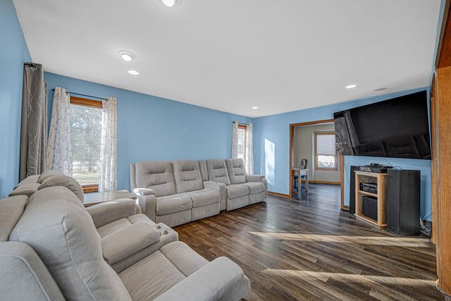 588 Mayapple Drive, Westville, IN 46391