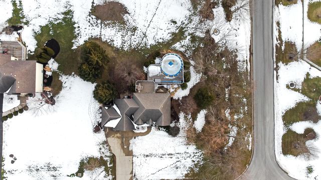 588 Mayapple Drive, Westville, IN 46391