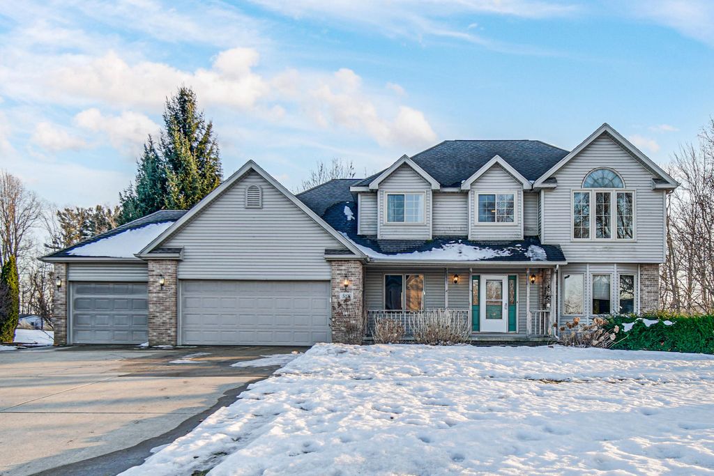 588 Mayapple Drive, Westville, IN 46391