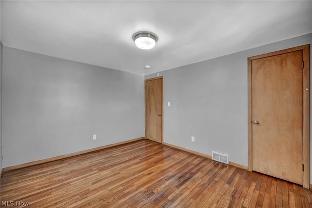 2463 Derbyshire Road, Cleveland Heights, OH 44106