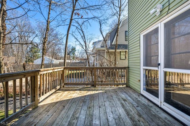 2463 Derbyshire Road, Cleveland Heights, OH 44106