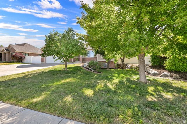 1111 S 2200 W, Syracuse, UT 84075