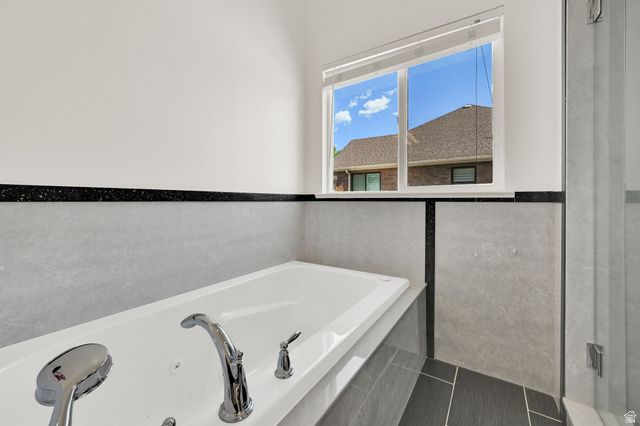 1111 S 2200 W, Syracuse, UT 84075