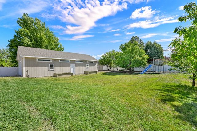 1111 S 2200 W, Syracuse, UT 84075