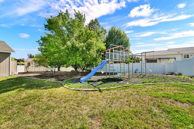 1111 S 2200 W, Syracuse, UT 84075