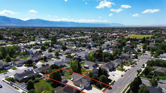 1111 S 2200 W, Syracuse, UT 84075