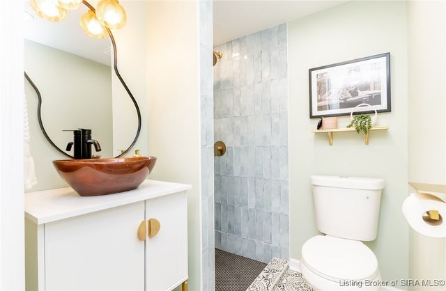 15801 Fry Road, Otisco, IN 47163