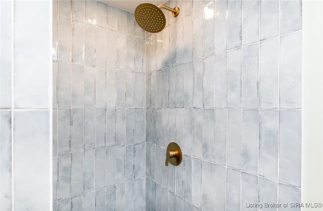 15801 Fry Road, Otisco, IN 47163