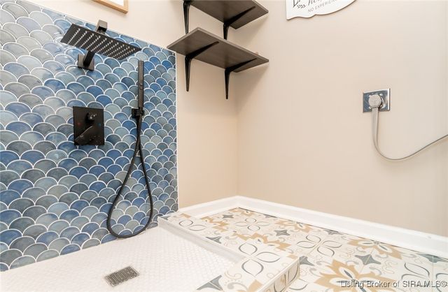 15801 Fry Road, Otisco, IN 47163