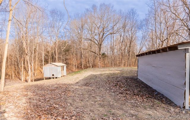 15801 Fry Road, Otisco, IN 47163