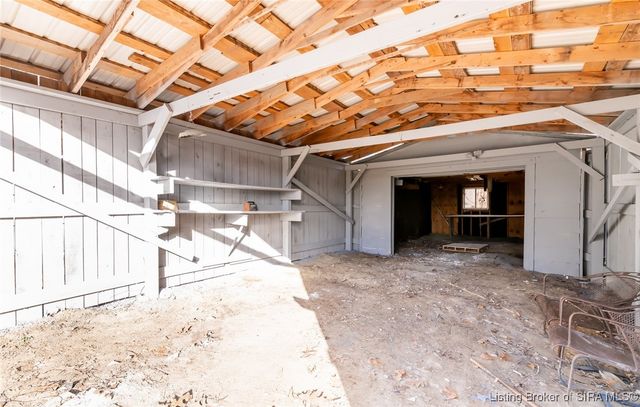 15801 Fry Road, Otisco, IN 47163