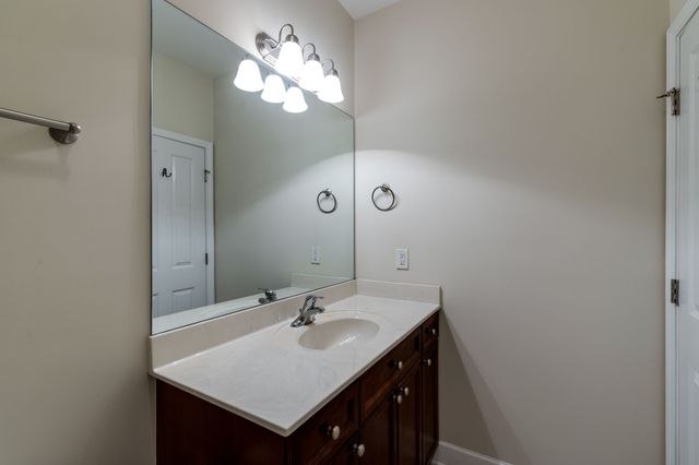 8511 Burnham Ln Unit 14, Antioch, TN 37013
