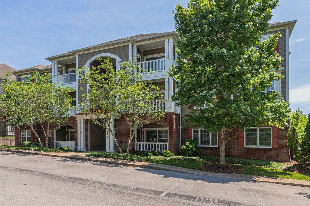 8511 Burnham Ln Unit 14, Antioch, TN 37013