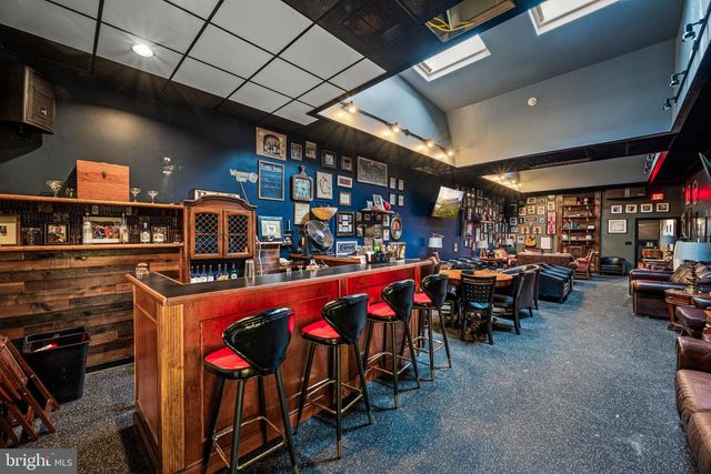 211 E HIGH ST, Pottstown, PA 19464