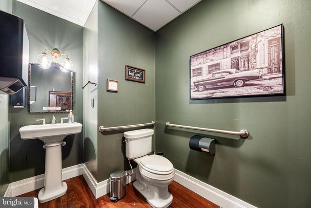 211 E HIGH ST, Pottstown, PA 19464