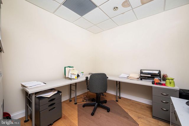 211 E HIGH ST, Pottstown, PA 19464