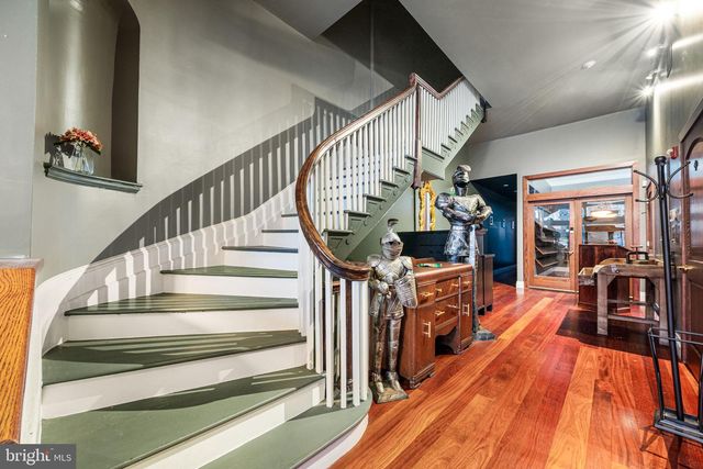 211 E HIGH ST, Pottstown, PA 19464