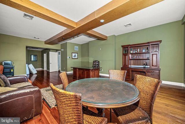 211 E HIGH ST, Pottstown, PA 19464