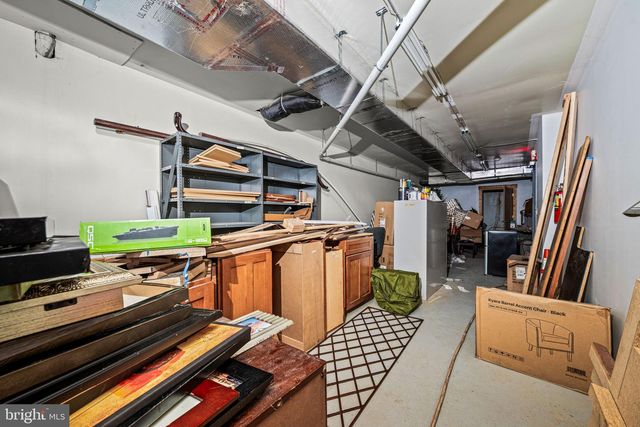 211 E HIGH ST, Pottstown, PA 19464