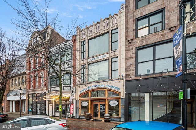 211 E HIGH ST, Pottstown, PA 19464