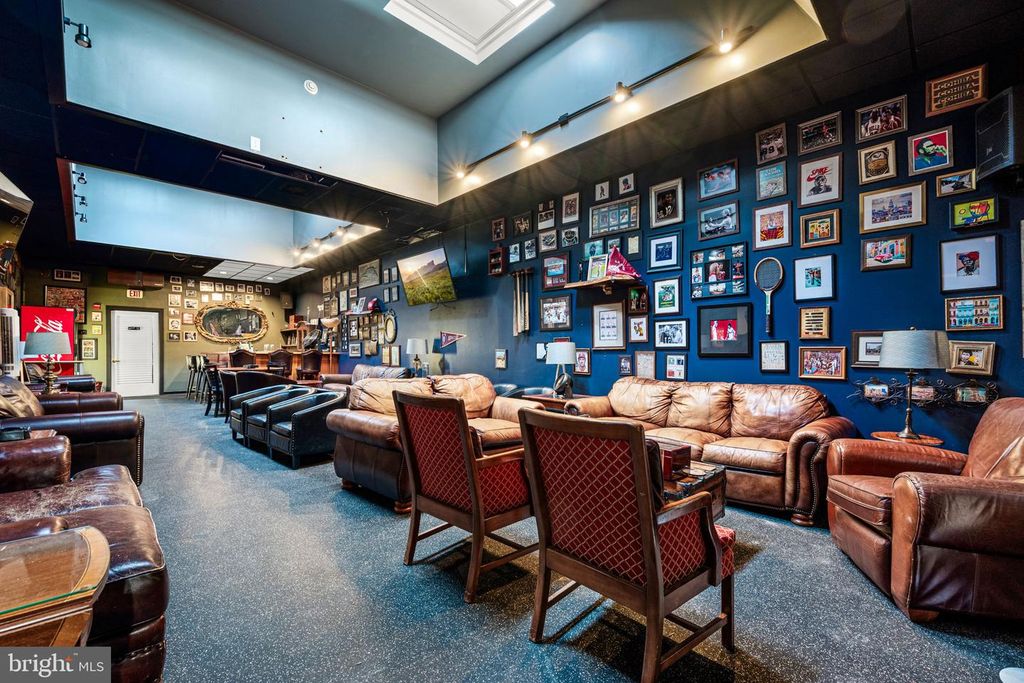 211 E HIGH ST, Pottstown, PA 19464