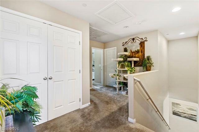 44 Moon Hill Drive, Henderson, NV 89011