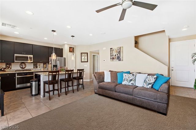 44 Moon Hill Drive, Henderson, NV 89011