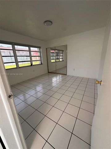 5325 SW 77th Court 107F, Miami, FL 33155