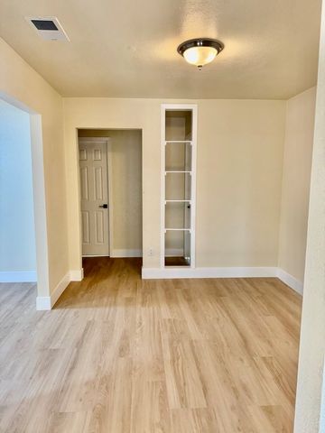 217 Monticello Dr, Odessa, TX 79763