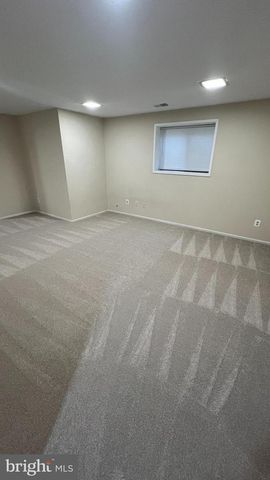 9324 GRAZING TER, Gaithersburg, MD 20886