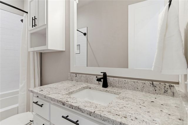 8605 W Migration Way, Bentonville, AR 72713