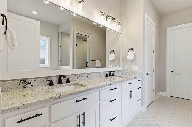 8605 W Migration Way, Bentonville, AR 72713