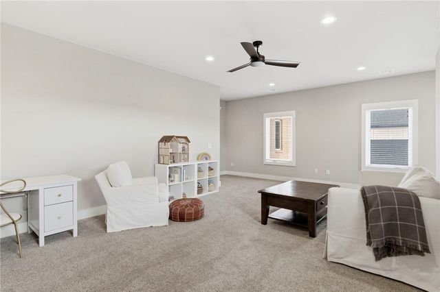 8605 W Migration Way, Bentonville, AR 72713