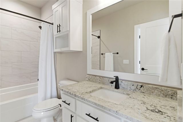 8605 W Migration Way, Bentonville, AR 72713