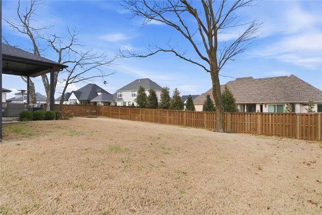 8605 W Migration Way, Bentonville, AR 72713