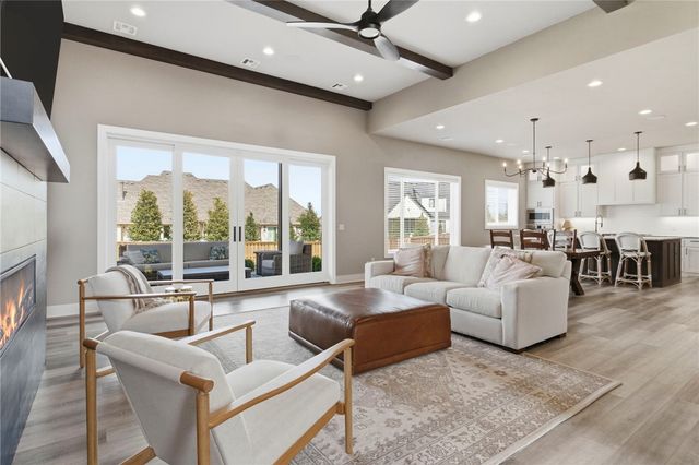 8605 W Migration Way, Bentonville, AR 72713