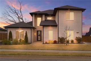 8605 W Migration Way, Bentonville, AR 72713