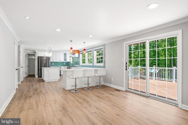 11928 APPLING VALLEY RD, Fairfax, VA 22030
