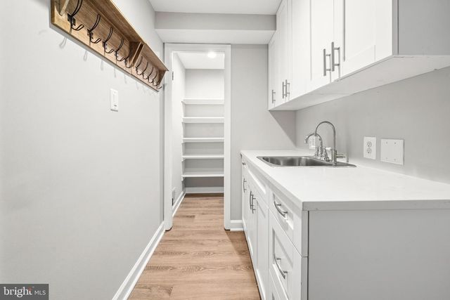 11928 APPLING VALLEY RD, Fairfax, VA 22030