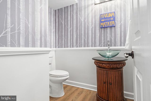 11928 APPLING VALLEY RD, Fairfax, VA 22030
